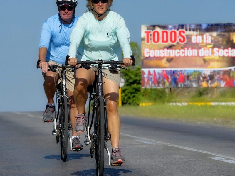 WOWCuba, Turismo en Cuba, Hospedaje, Alquiler de autos y bicicletas